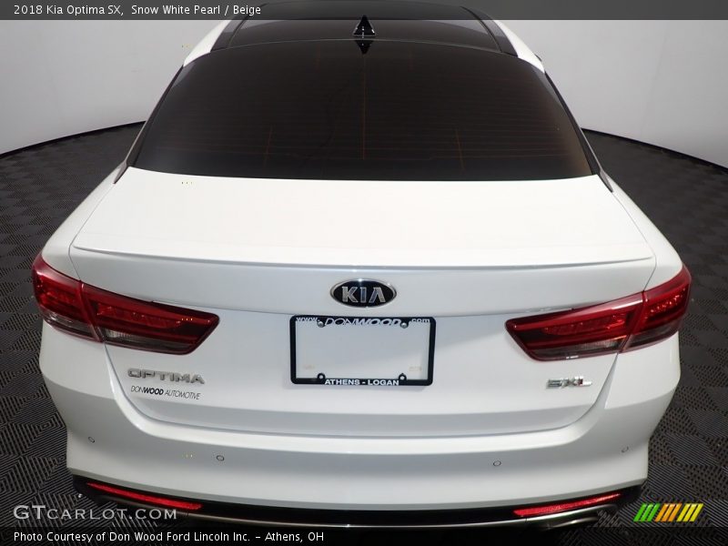 Snow White Pearl / Beige 2018 Kia Optima SX