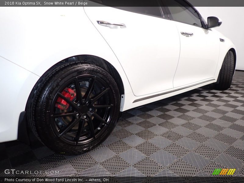 Snow White Pearl / Beige 2018 Kia Optima SX