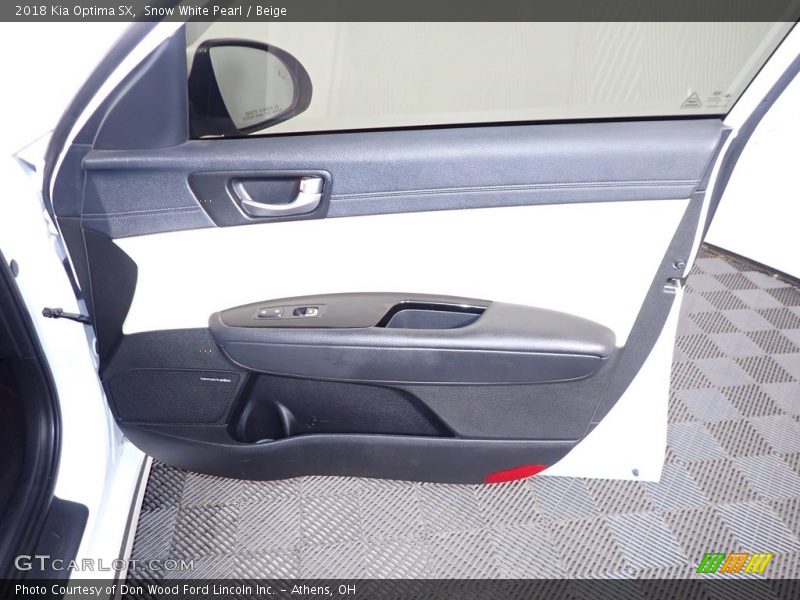 Door Panel of 2018 Optima SX