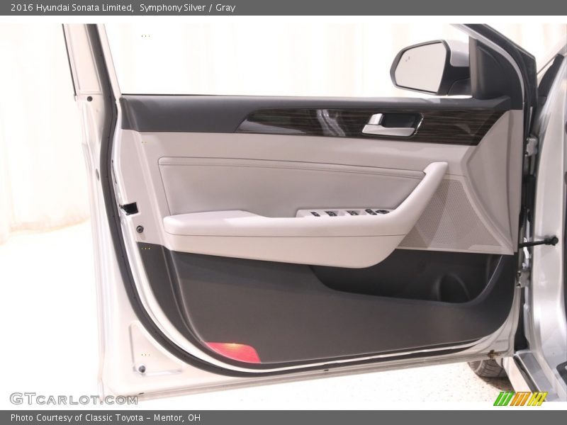Symphony Silver / Gray 2016 Hyundai Sonata Limited