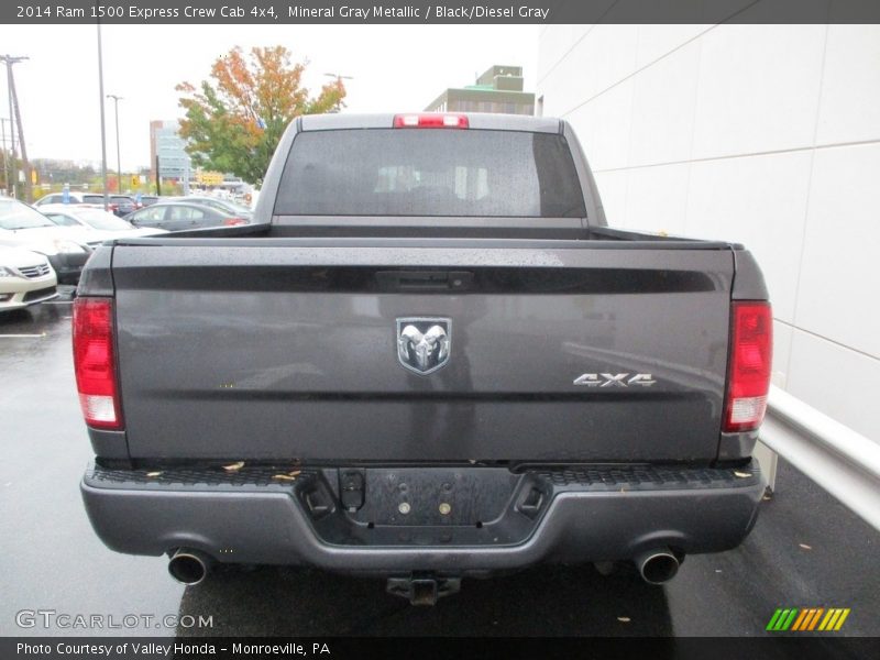 Mineral Gray Metallic / Black/Diesel Gray 2014 Ram 1500 Express Crew Cab 4x4