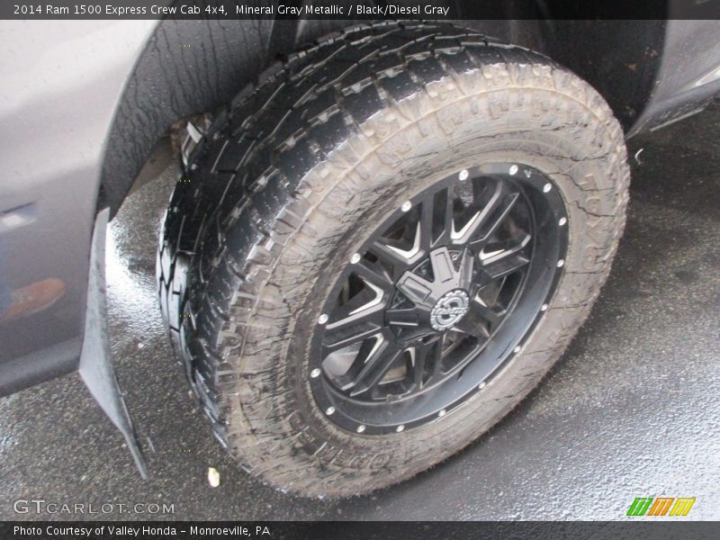 Mineral Gray Metallic / Black/Diesel Gray 2014 Ram 1500 Express Crew Cab 4x4