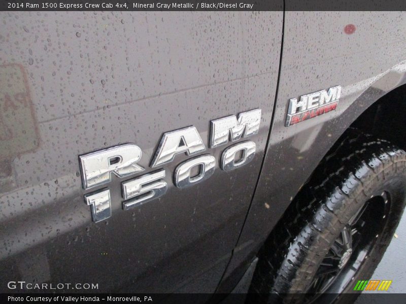 Mineral Gray Metallic / Black/Diesel Gray 2014 Ram 1500 Express Crew Cab 4x4