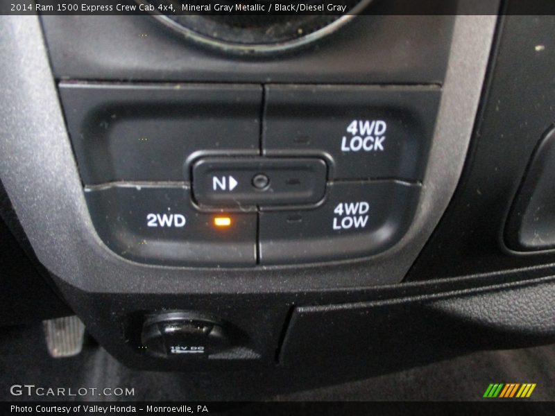 Mineral Gray Metallic / Black/Diesel Gray 2014 Ram 1500 Express Crew Cab 4x4