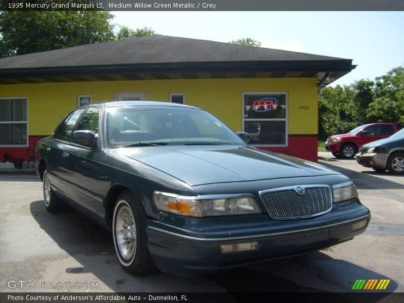Medium Willow Green Metallic / Grey 1995 Mercury Grand Marquis LS