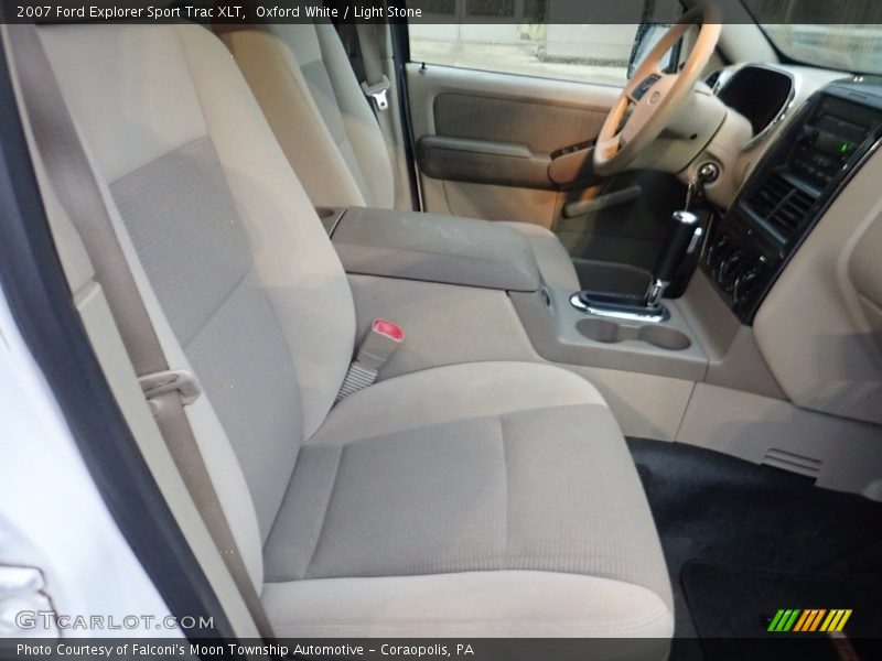 Oxford White / Light Stone 2007 Ford Explorer Sport Trac XLT