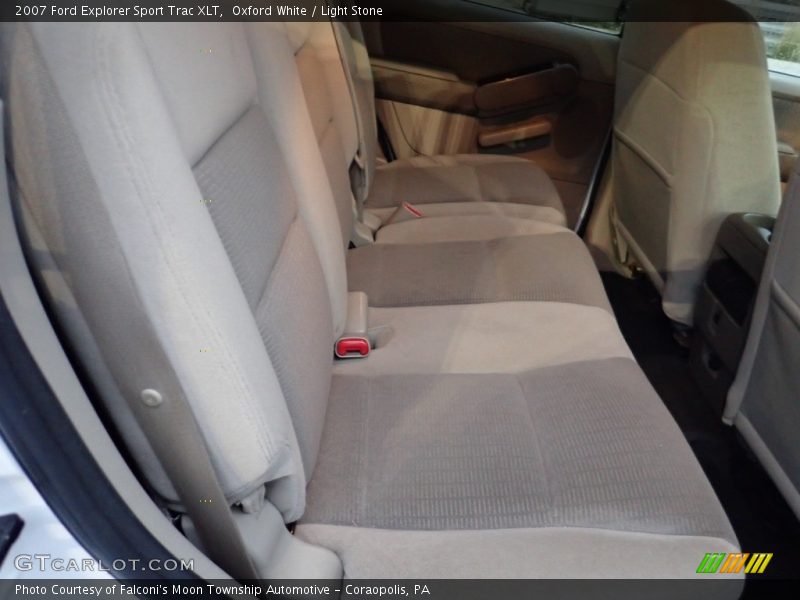 Oxford White / Light Stone 2007 Ford Explorer Sport Trac XLT
