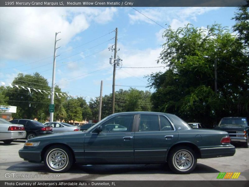 Medium Willow Green Metallic / Grey 1995 Mercury Grand Marquis LS