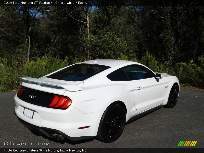 Oxford White / Ebony 2019 Ford Mustang GT Fastback