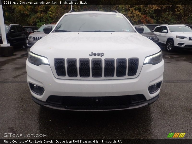 Bright White / Black 2021 Jeep Cherokee Latitude Lux 4x4
