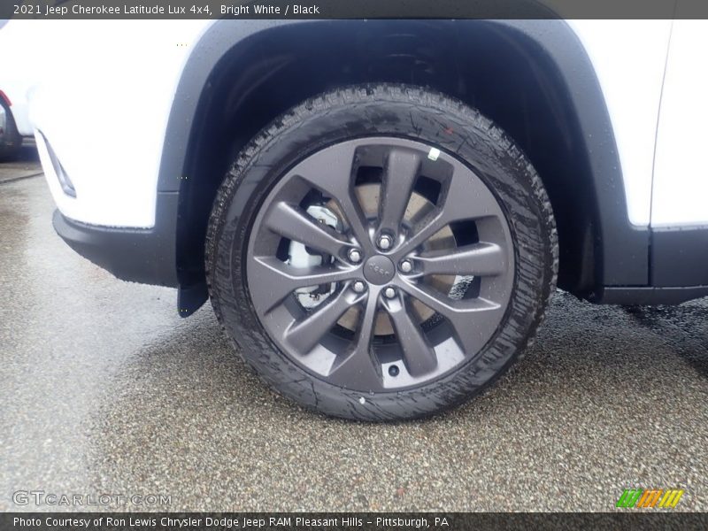 Bright White / Black 2021 Jeep Cherokee Latitude Lux 4x4