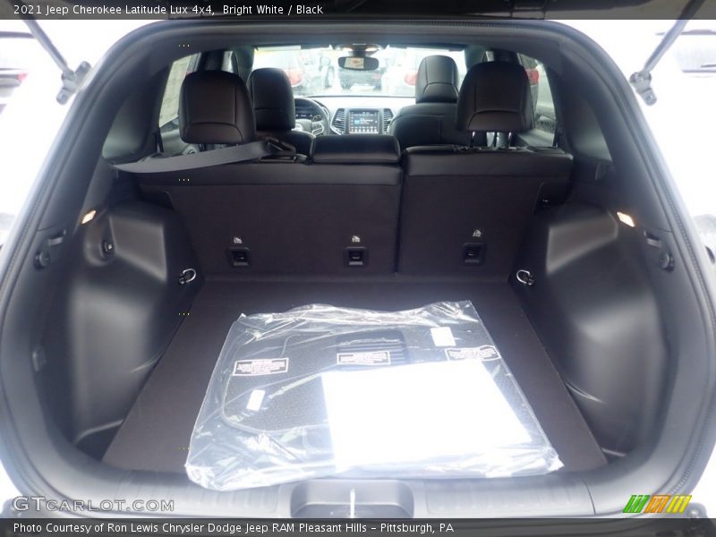 Bright White / Black 2021 Jeep Cherokee Latitude Lux 4x4