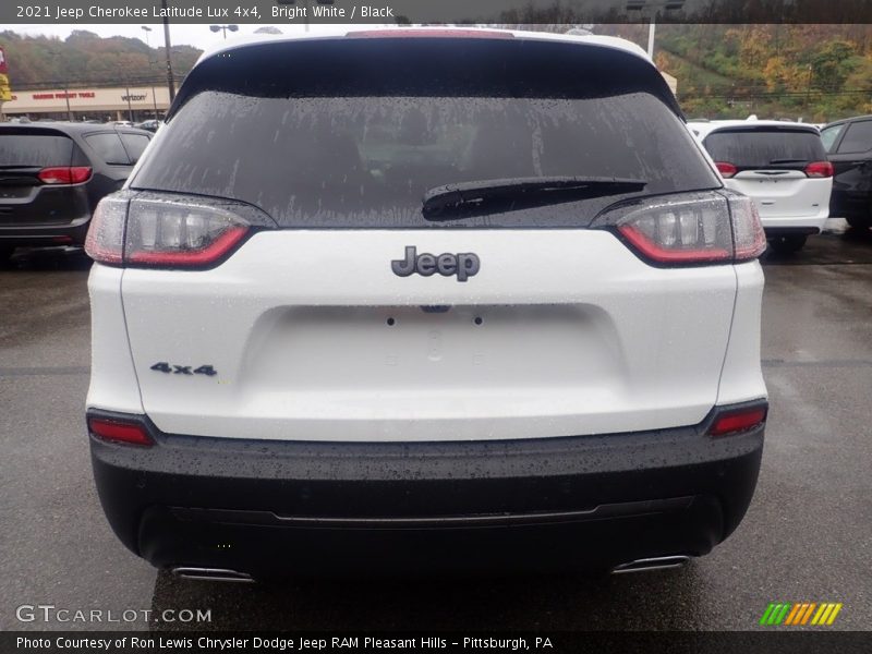 Bright White / Black 2021 Jeep Cherokee Latitude Lux 4x4