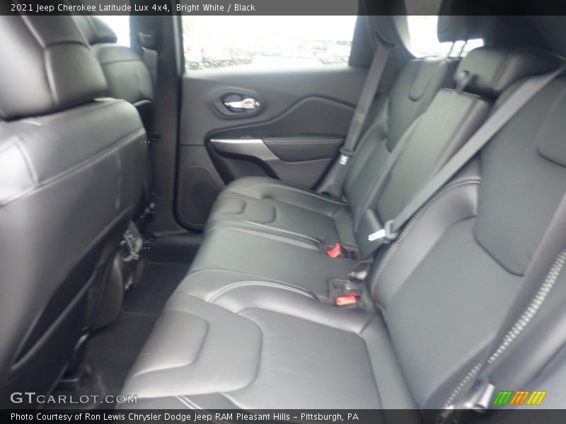 Bright White / Black 2021 Jeep Cherokee Latitude Lux 4x4