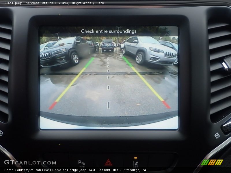 Bright White / Black 2021 Jeep Cherokee Latitude Lux 4x4