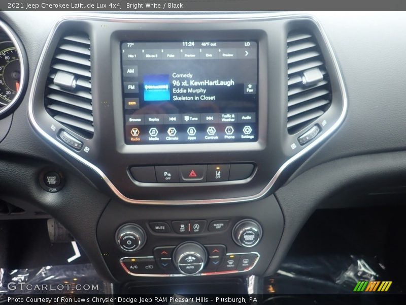 Bright White / Black 2021 Jeep Cherokee Latitude Lux 4x4