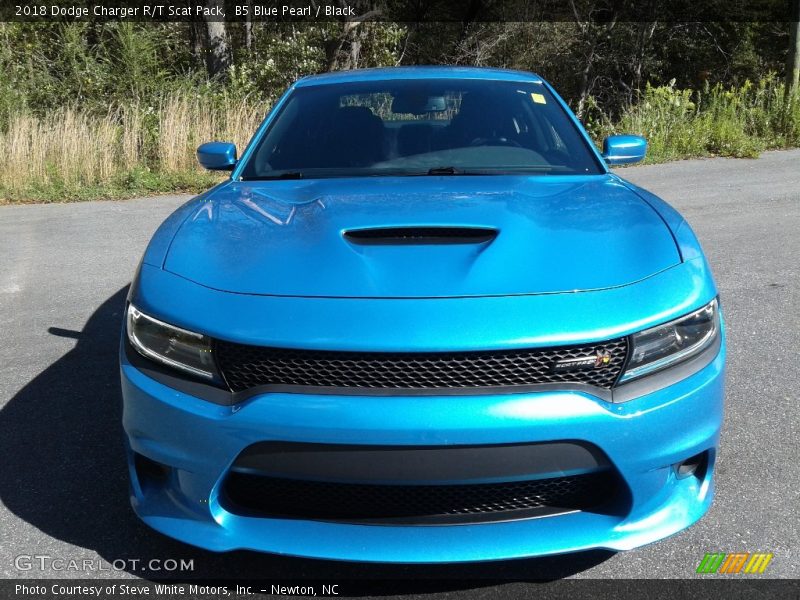 B5 Blue Pearl / Black 2018 Dodge Charger R/T Scat Pack