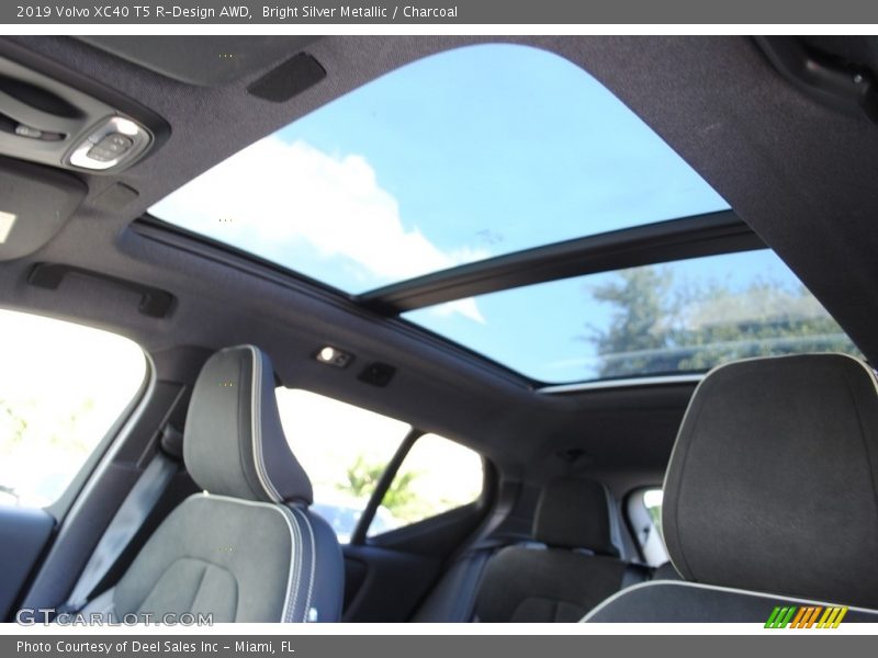 Bright Silver Metallic / Charcoal 2019 Volvo XC40 T5 R-Design AWD