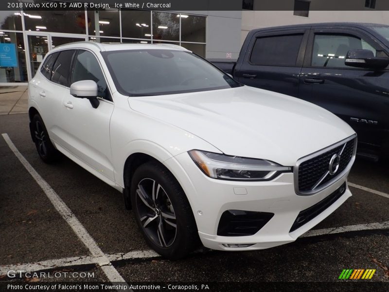 Front 3/4 View of 2018 XC60 T5 AWD R Design