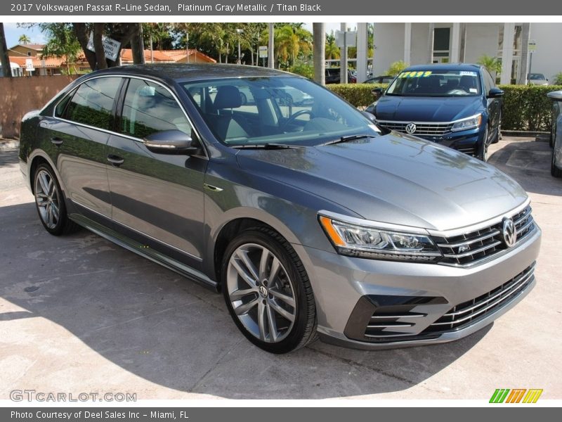 Platinum Gray Metallic / Titan Black 2017 Volkswagen Passat R-Line Sedan