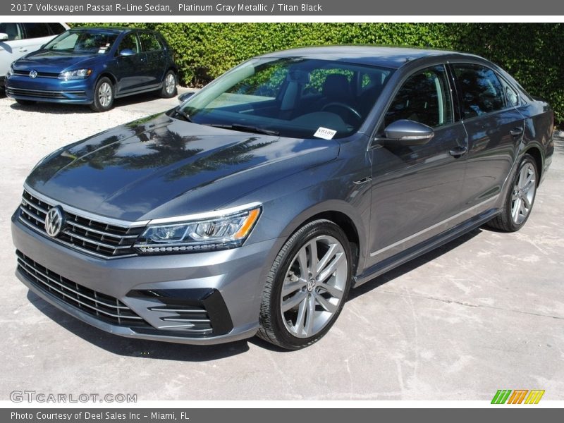 Platinum Gray Metallic / Titan Black 2017 Volkswagen Passat R-Line Sedan