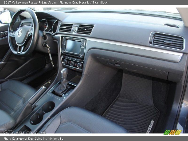 Platinum Gray Metallic / Titan Black 2017 Volkswagen Passat R-Line Sedan
