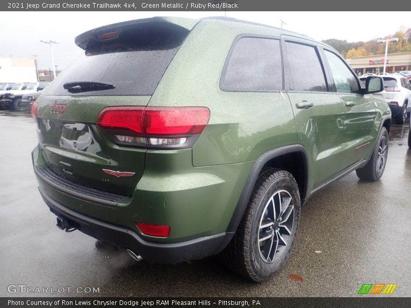 Green Metallic / Ruby Red/Black 2021 Jeep Grand Cherokee Trailhawk 4x4