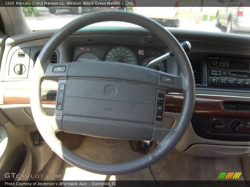Medium Willow Green Metallic / Grey 1995 Mercury Grand Marquis LS