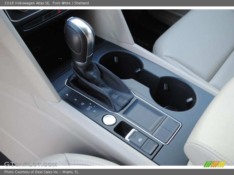 Pure White / Shetland 2018 Volkswagen Atlas SE