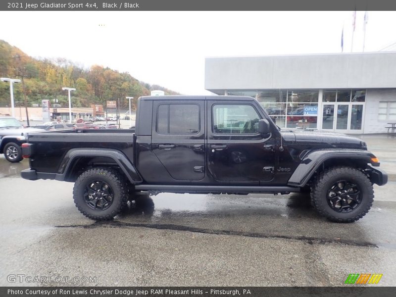  2021 Gladiator Sport 4x4 Black