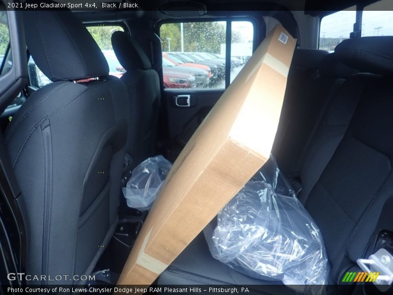 Black / Black 2021 Jeep Gladiator Sport 4x4