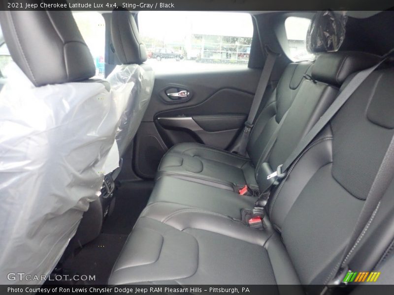 Sting-Gray / Black 2021 Jeep Cherokee Latitude Lux 4x4