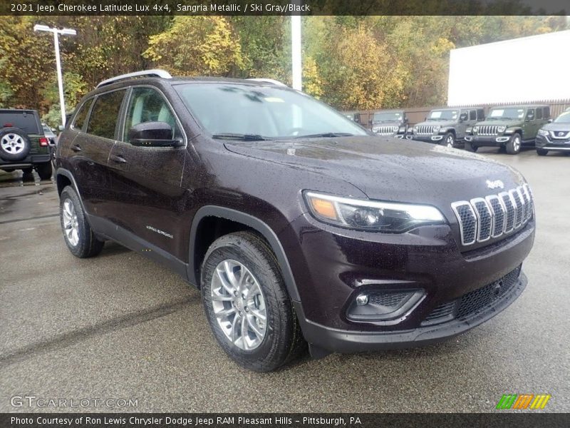 Sangria Metallic / Ski Gray/Black 2021 Jeep Cherokee Latitude Lux 4x4