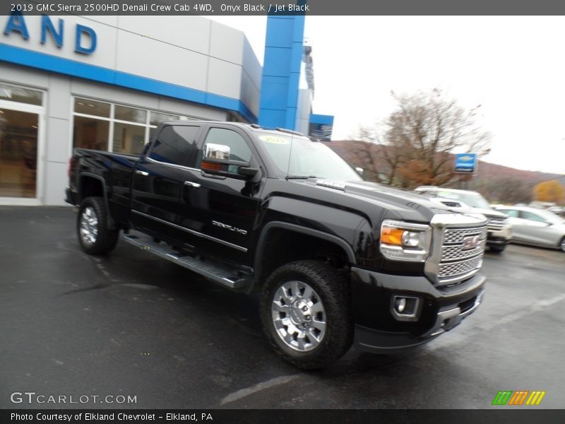 Onyx Black / Jet Black 2019 GMC Sierra 2500HD Denali Crew Cab 4WD