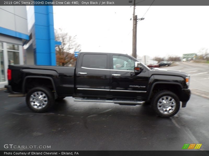 Onyx Black / Jet Black 2019 GMC Sierra 2500HD Denali Crew Cab 4WD