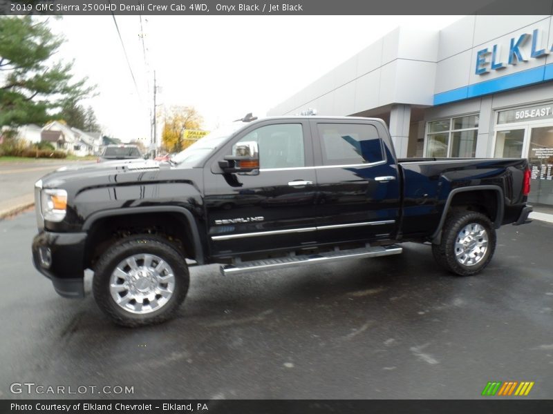 Onyx Black / Jet Black 2019 GMC Sierra 2500HD Denali Crew Cab 4WD