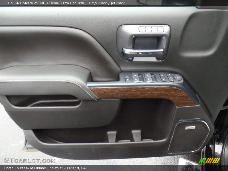 Onyx Black / Jet Black 2019 GMC Sierra 2500HD Denali Crew Cab 4WD