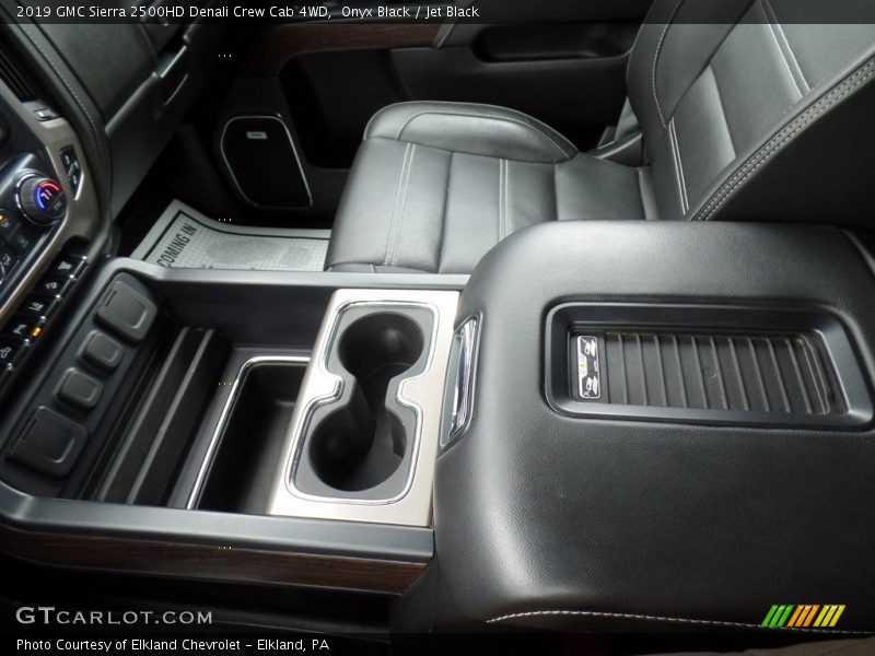 Onyx Black / Jet Black 2019 GMC Sierra 2500HD Denali Crew Cab 4WD