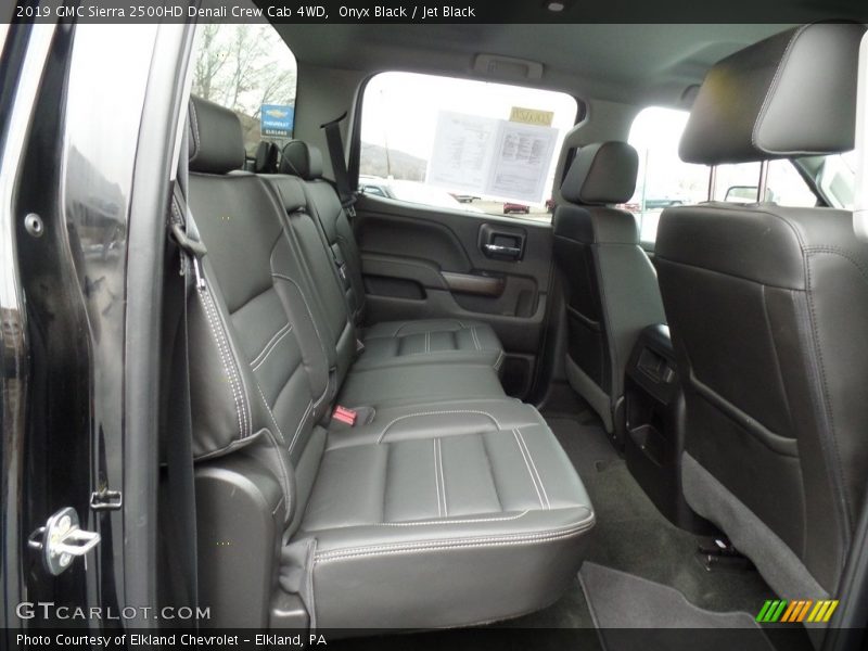 Onyx Black / Jet Black 2019 GMC Sierra 2500HD Denali Crew Cab 4WD