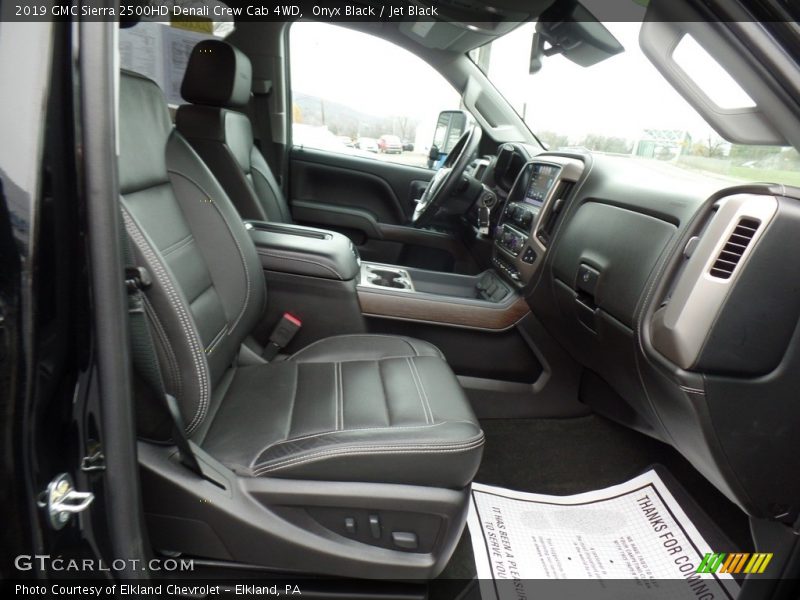 Onyx Black / Jet Black 2019 GMC Sierra 2500HD Denali Crew Cab 4WD