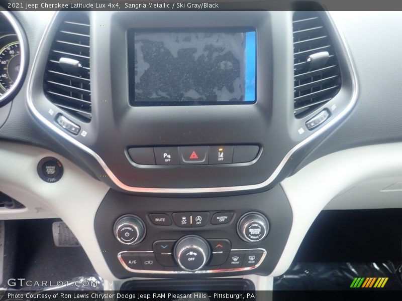 Sangria Metallic / Ski Gray/Black 2021 Jeep Cherokee Latitude Lux 4x4