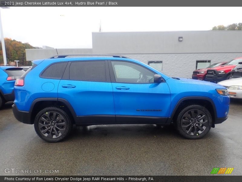 Hydro Blue Pearl / Black 2021 Jeep Cherokee Latitude Lux 4x4