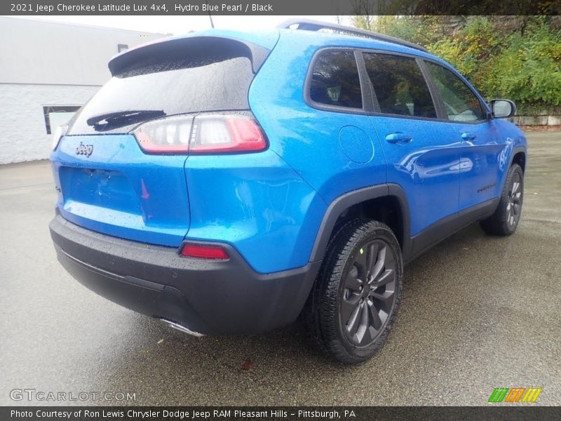 Hydro Blue Pearl / Black 2021 Jeep Cherokee Latitude Lux 4x4