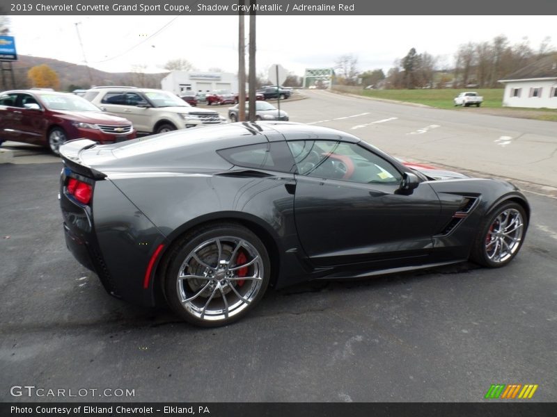 Shadow Gray Metallic / Adrenaline Red 2019 Chevrolet Corvette Grand Sport Coupe