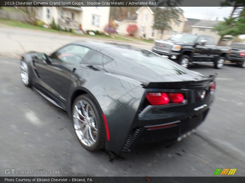 Shadow Gray Metallic / Adrenaline Red 2019 Chevrolet Corvette Grand Sport Coupe