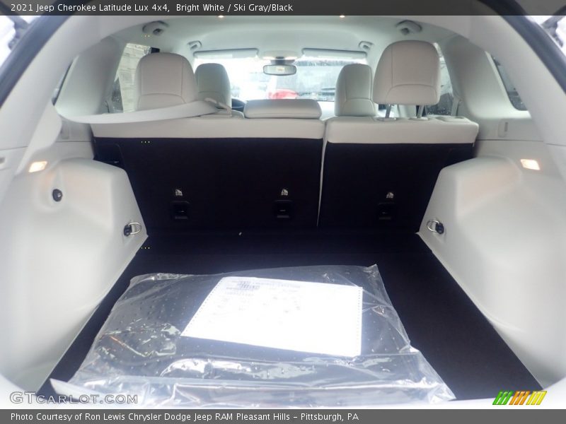 Bright White / Ski Gray/Black 2021 Jeep Cherokee Latitude Lux 4x4