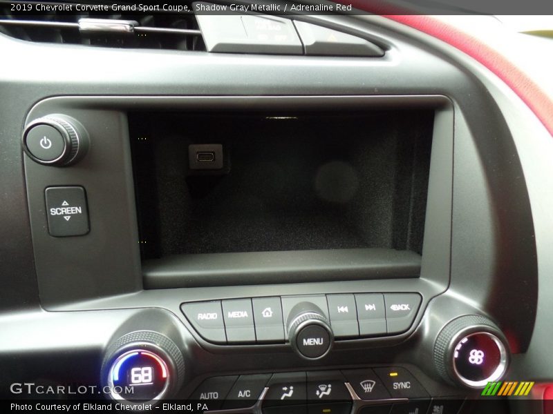 Shadow Gray Metallic / Adrenaline Red 2019 Chevrolet Corvette Grand Sport Coupe