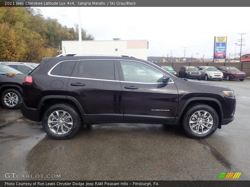  2021 Cherokee Latitude Lux 4x4 Sangria Metallic