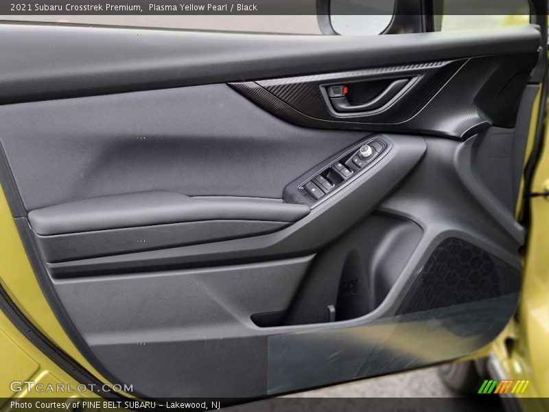 Door Panel of 2021 Crosstrek Premium