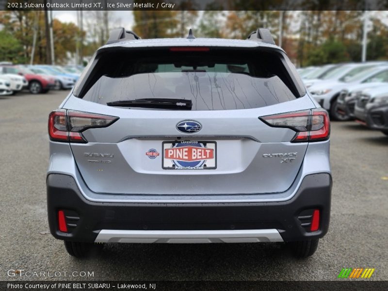 Ice Silver Metallic / Gray 2021 Subaru Outback Limited XT